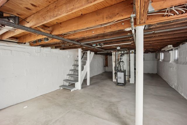 83 LEXINGTON AVE, Bayonne, NJ 07002