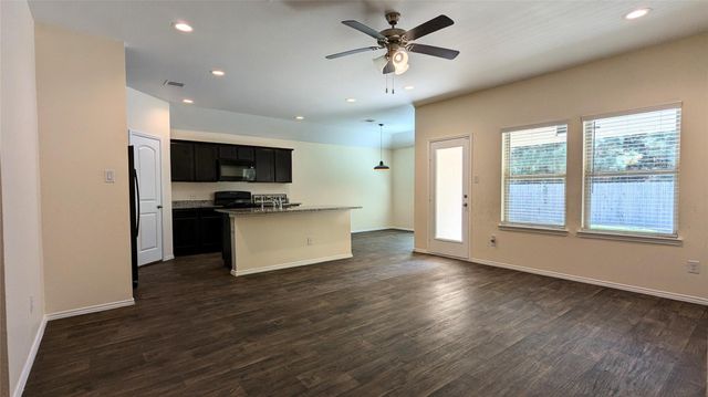 568 Road 5138, Cleveland, TX 77327