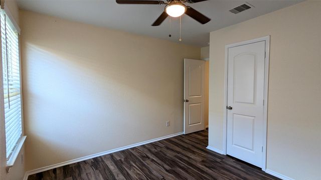 568 Road 5138, Cleveland, TX 77327
