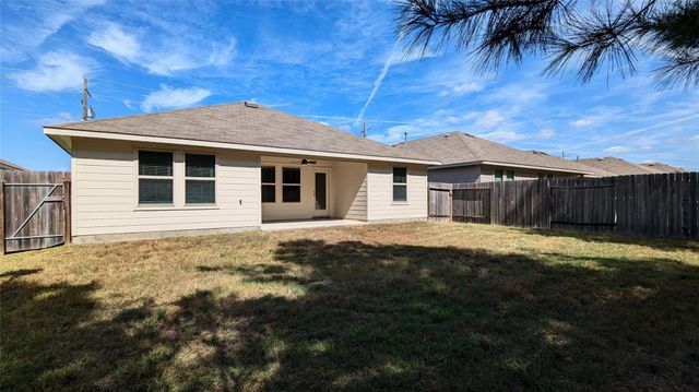 568 Road 5138, Cleveland, TX 77327