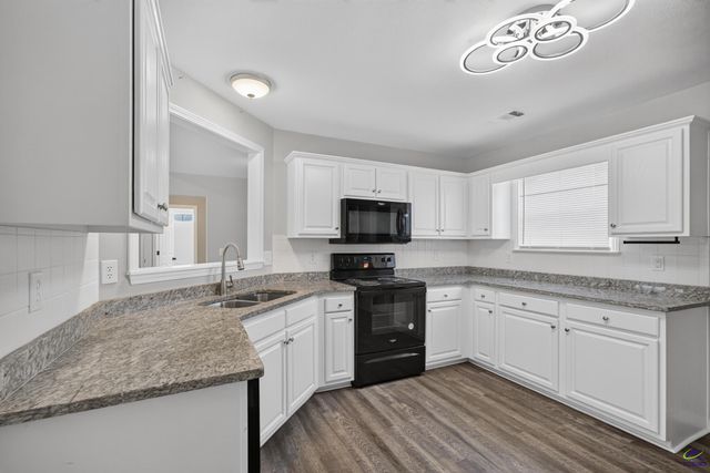 205 Margeson Drive, Warner Robins, GA 31088
