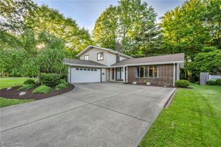 27020 Sleepy Hollow Drive, Westlake, OH 44145