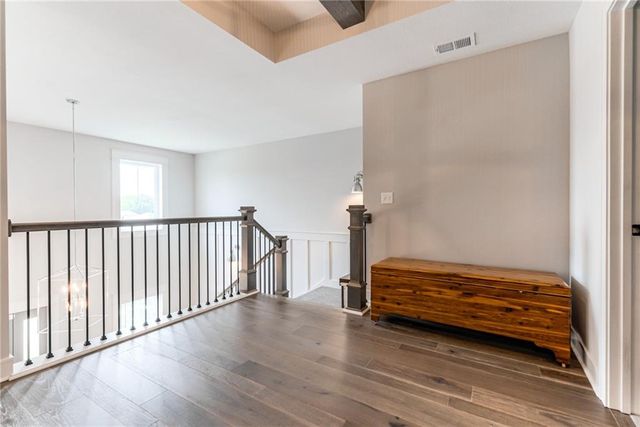 529 NE Legacy View Drive, Lee's Summit, MO 64086