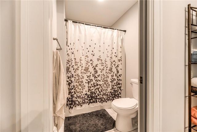 529 NE Legacy View Drive, Lee's Summit, MO 64086