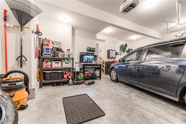 529 NE Legacy View Drive, Lee's Summit, MO 64086