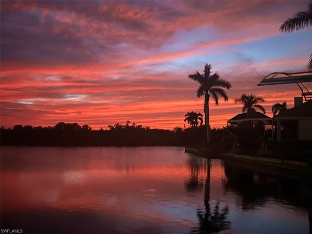 2622 SW 29th PL, Cape Coral, FL 33914