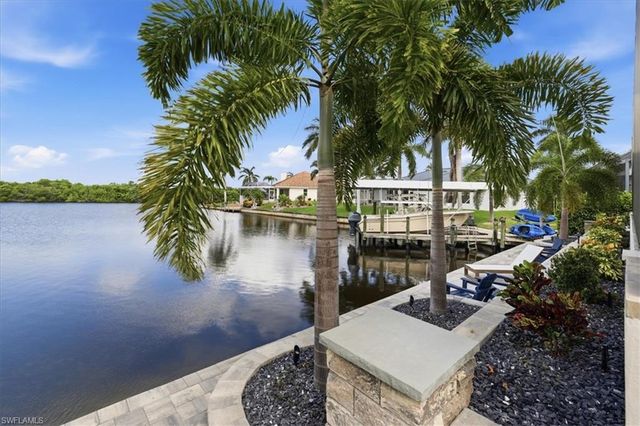 2622 SW 29th PL, Cape Coral, FL 33914