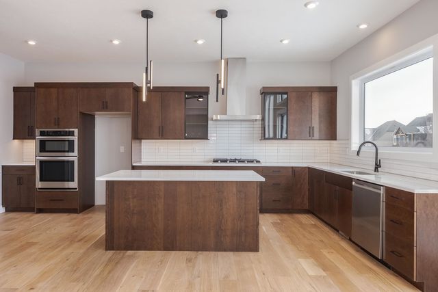 5303 Finlen Lane, Bloomington, IL 61705