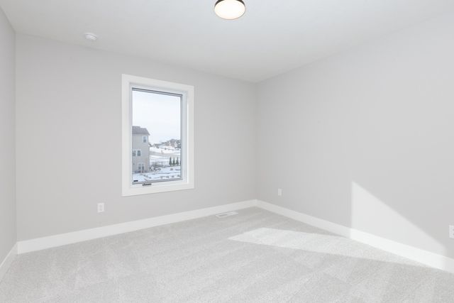 5303 Finlen Lane, Bloomington, IL 61705