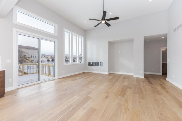 5303 Finlen Lane, Bloomington, IL 61705