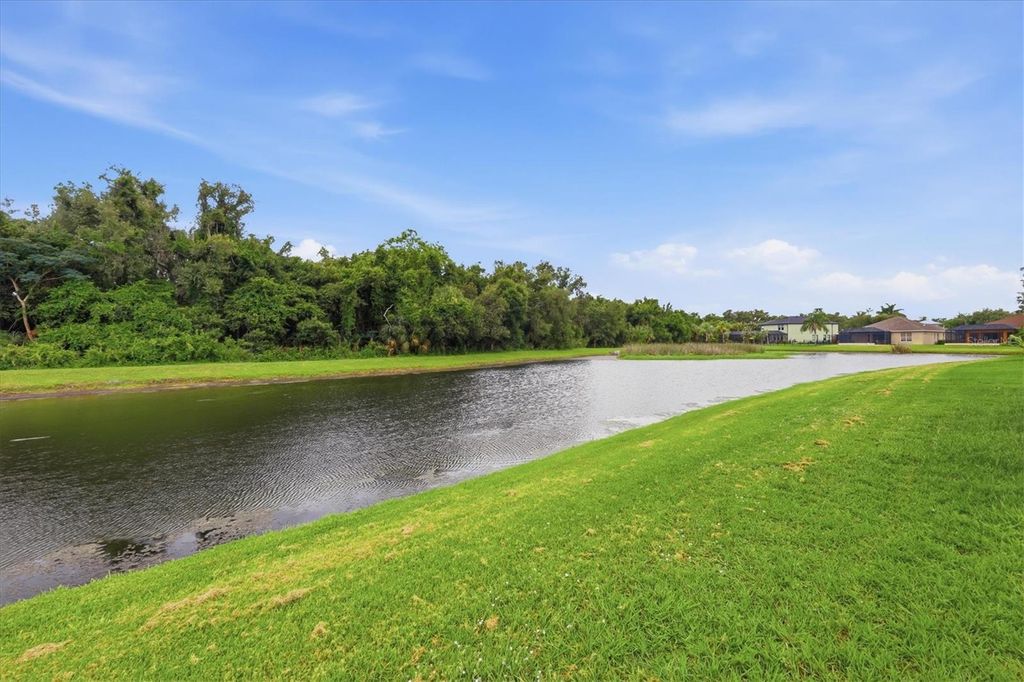 Image 37 of property listing at 12218 LAVENDER LOOP, Bradenton, FL 34212