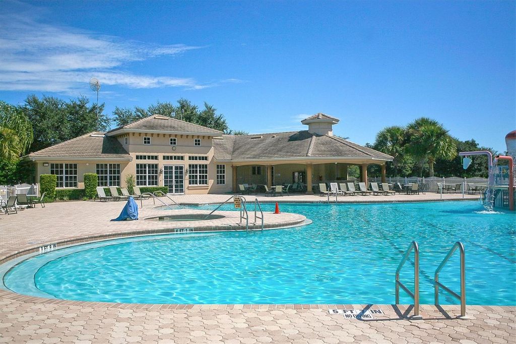 Image 45 of property listing at 12218 LAVENDER LOOP, Bradenton, FL 34212