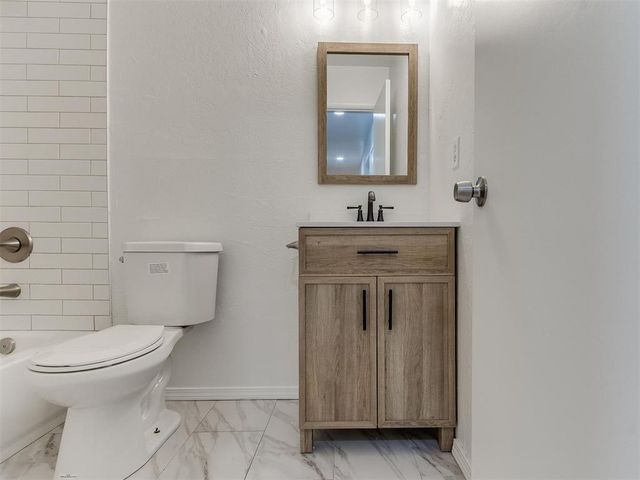 405 Woodland Drive, Midwest City, OK 73130
