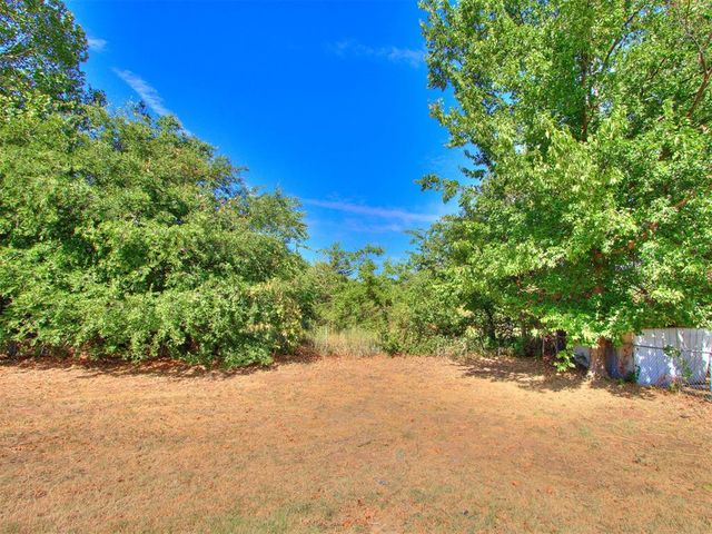405 Woodland Drive, Midwest City, OK 73130