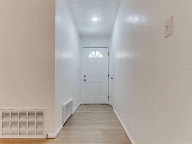 405 Woodland Drive, Midwest City, OK 73130