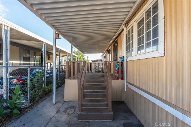 250 N Linden 185, Rialto, CA 92376