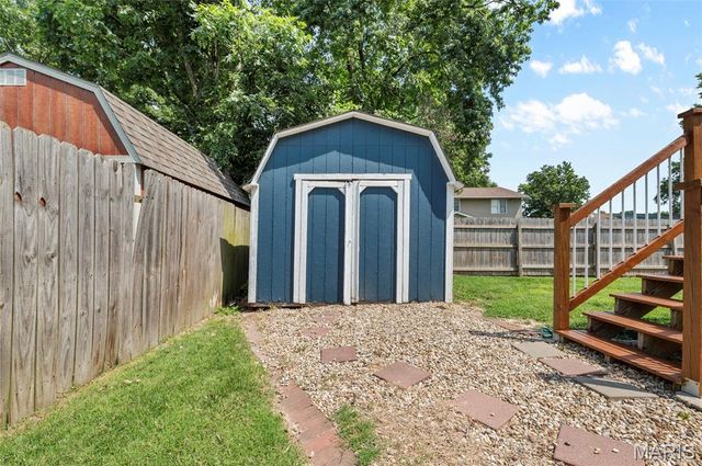 729 Albers Lane, Bethalto, IL 62010