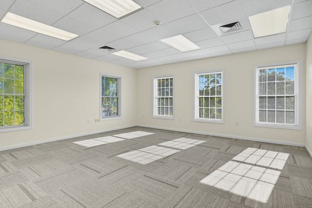 5 Creamery Brook, East Granby, CT 06026