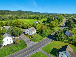 5 Creamery Brook, East Granby, CT 06026