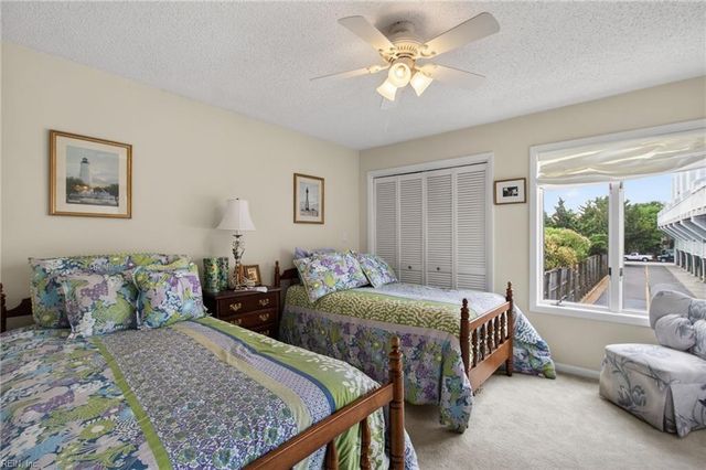 2320 Mooring PL, Virginia Beach, VA 23451