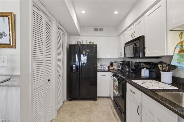 2320 Mooring PL, Virginia Beach, VA 23451
