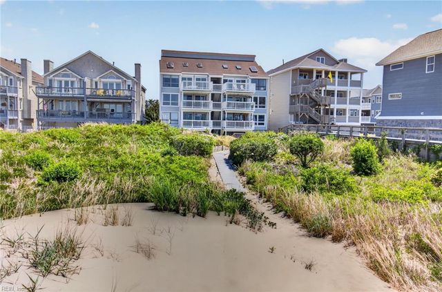 2320 Mooring PL, Virginia Beach, VA 23451