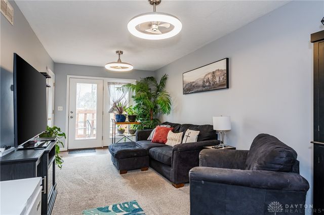 330 East Street, Springboro, OH 45066