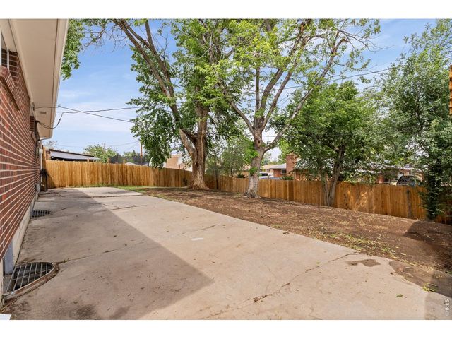 10674 Grant Dr, Northglenn, CO 80233
