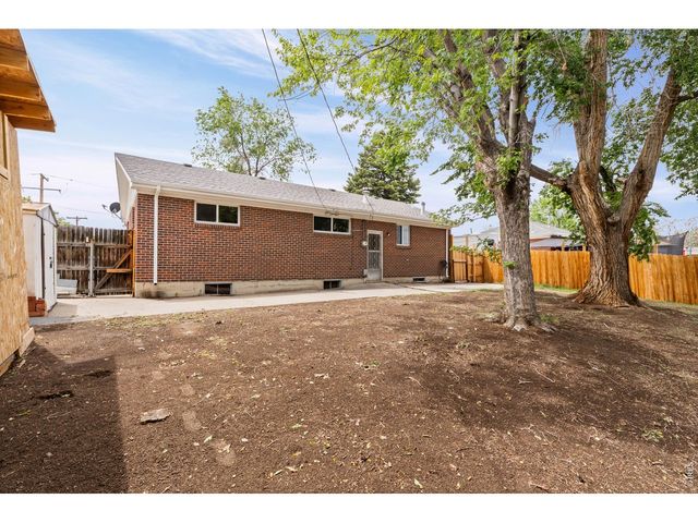 10674 Grant Dr, Northglenn, CO 80233