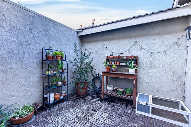 8433 E Saratoga, Anaheim, CA 92808