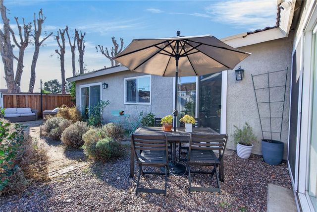 8433 E Saratoga, Anaheim, CA 92808