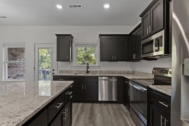 10 Olmsted Lane, Bella Vista, AR 72715