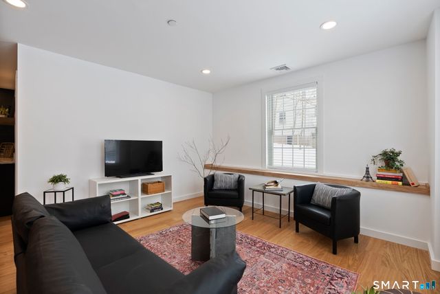 179 Butternut Street 7, Middletown, CT 06457