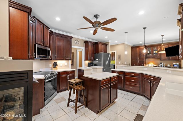 105 Francis Marion Drive, Wilmington, NC 28411