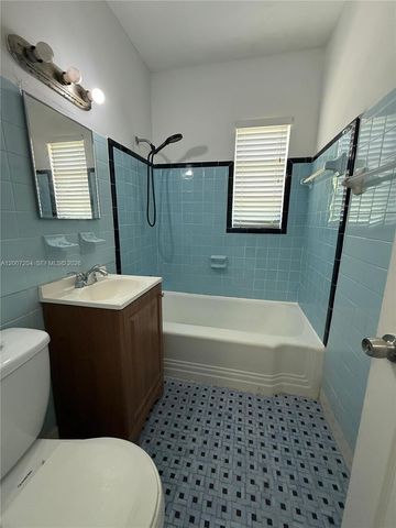 2483 SW 11th St 2483, Miami, FL 33135