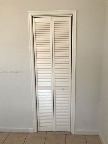 2483 SW 11th St 2483, Miami, FL 33135