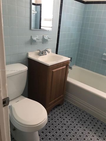 2483 SW 11th St 2483, Miami, FL 33135