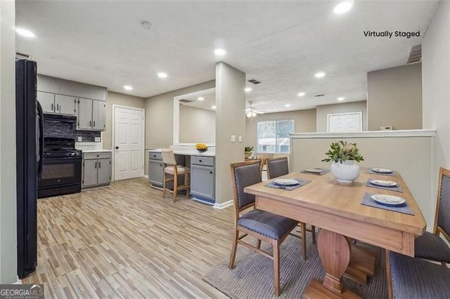 8227 ENGLEWOOD Trail, Riverdale, GA 30274