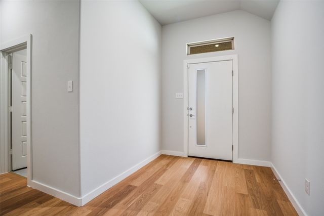 900 Pine Beach Drive, Princeton, TX 75071