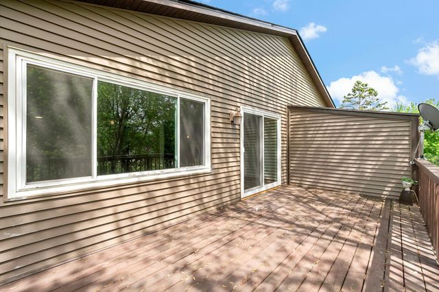 2890 Castleford Court, Woodbury, MN 55125