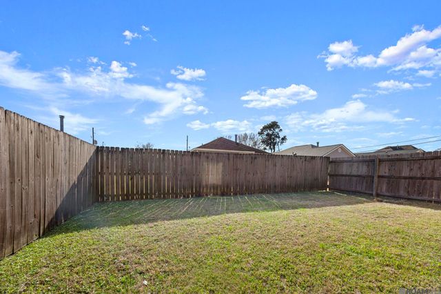 3525 Myrtle Grove Dr, Baton Rouge, LA 70810