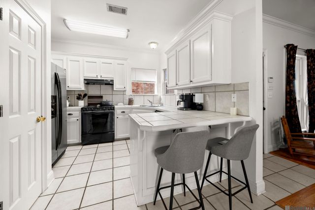 3525 Myrtle Grove Dr, Baton Rouge, LA 70810