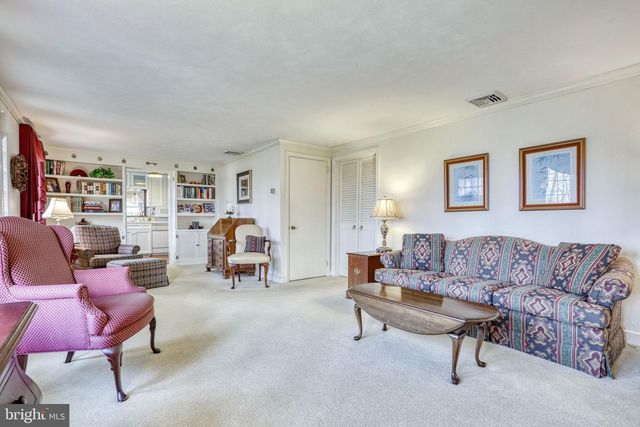 120 WOODLAND RD, York, PA 17403