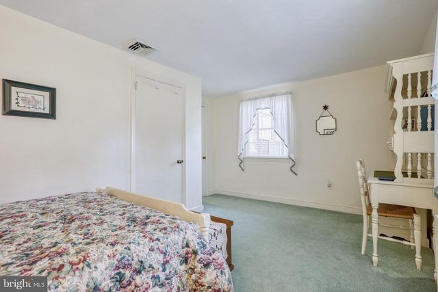 120 WOODLAND RD, York, PA 17403