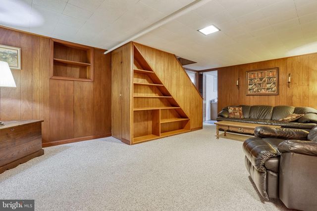 120 WOODLAND RD, York, PA 17403