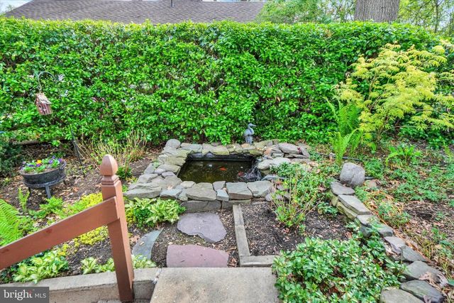 120 WOODLAND RD, York, PA 17403
