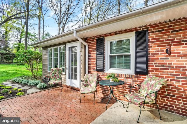 120 WOODLAND RD, York, PA 17403