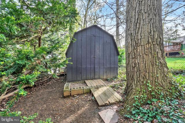 120 WOODLAND RD, York, PA 17403