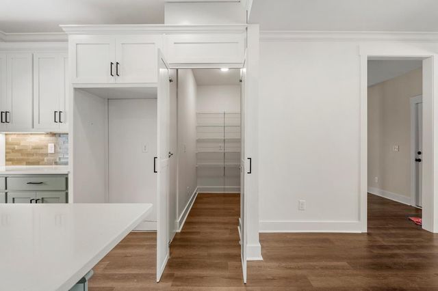 1037 Lee Road 0213, Phenix City, AL 36870