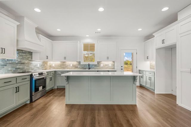 1037 Lee Road 0213, Phenix City, AL 36870